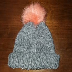 NEW Express knit beanie w/ pink Coral Pom Pom nwt
